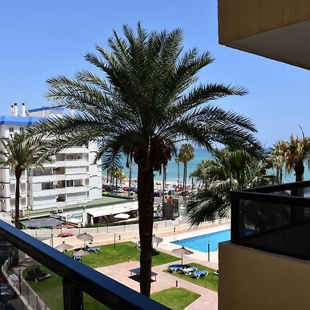 Apartamento Turistico Aloha Playa 贝纳尔马德纳 外观 照片